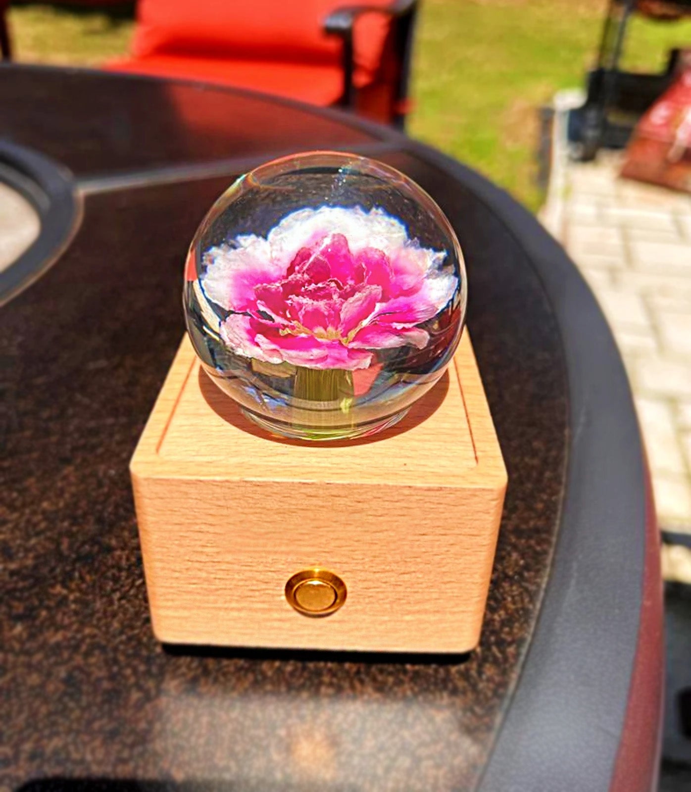 Pink Carnations Flower Bluetooth Speaker Crystal Ball - （Natural Preserved Flower)