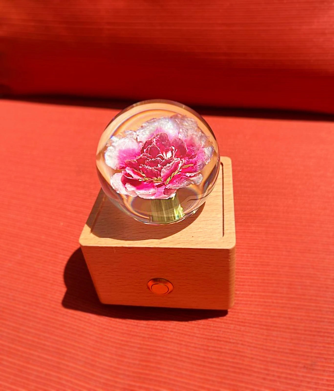 Pink Carnations Flower Bluetooth Speaker Crystal Ball - （Natural Preserved Flower)