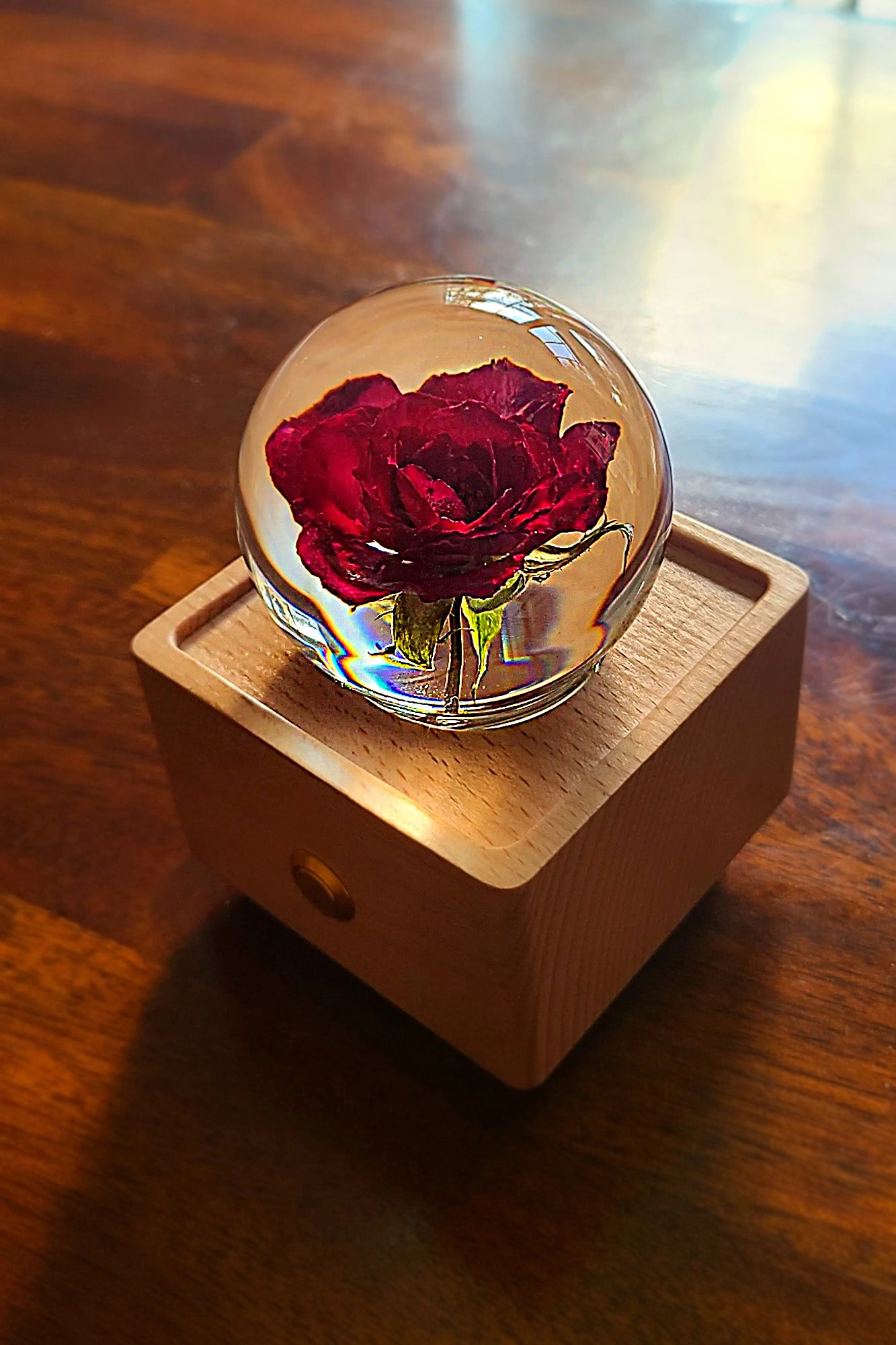 Red Roses Flower Bluetooth Speaker Crystal Ball - （Natural Preserved Flower)